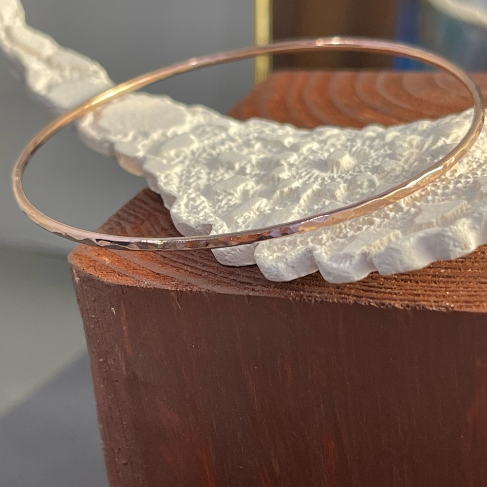 Elegant 14K Solid Rose Gold Bangle Bracelet